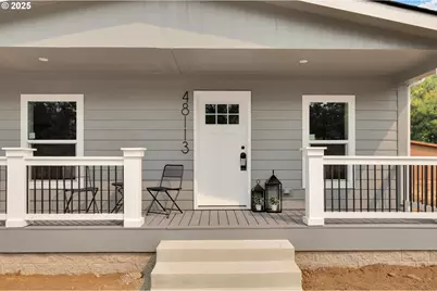 48113 Commercial St, Oakridge, OR 97463 - Photo 2