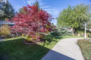 3457 W Normandy Ave, Roseburg, OR 97471 - Photo 36