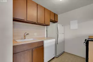 1313 Lincoln St, Eugene, OR 97401 - Photo 14