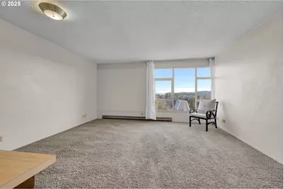 1313 Lincoln St #1005, Eugene, OR 97401 - Photo 8