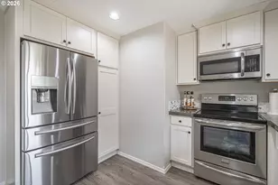 849 E 9th Ct, Lafayette, OR 97127 - Photo 16