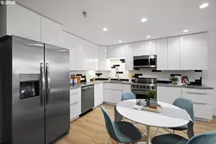 12600 SW Crescent St, Beaverton, OR 97005 - Photo 4