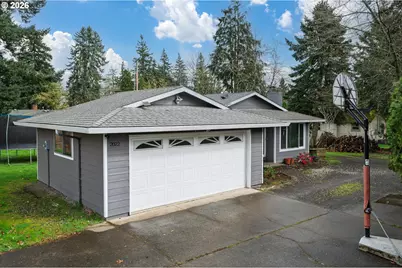 2022 SE 143rd Ave, Portland, OR 97233 - Photo 2
