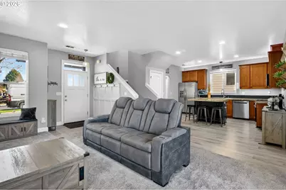 19135 Village Blvd, Sandy, OR 97055 - Photo 10