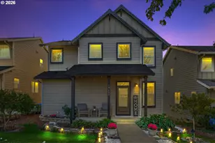 19135 Village Blvd, Sandy, OR 97055 - Photo 1