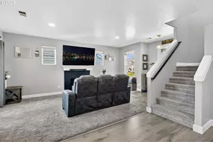 19135 Village Blvd, Sandy, OR 97055 - Photo 12