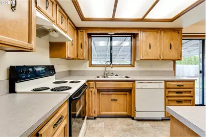 4826 Chestnut Ct SE, Albany, OR 97322 - Photo 6