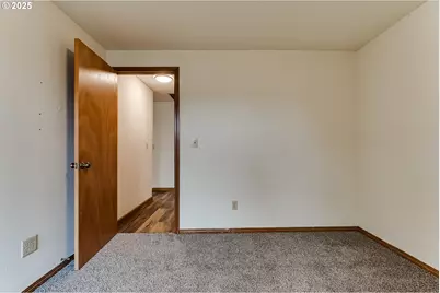 4826 Chestnut Ct SE, Albany, OR 97322 - Photo 16