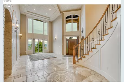 12491 SE Capri Ct, Happy Valley, OR 97086 - Photo 4
