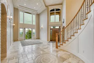 12491 SE Capri Ct, Happy Valley, OR 97086 - Photo 4