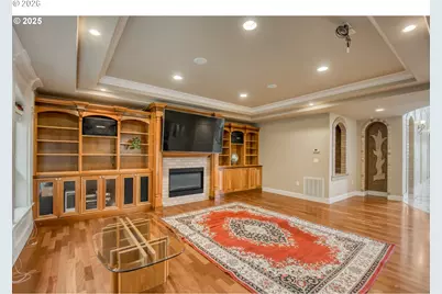12491 SE Capri Ct, Happy Valley, OR 97086 - Photo 10