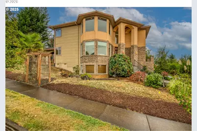 12491 SE Capri Ct, Happy Valley, OR 97086 - Photo 14