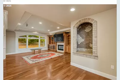 12491 SE Capri Ct, Happy Valley, OR 97086 - Photo 8