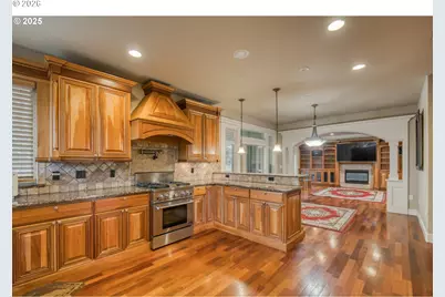 12491 SE Capri Ct, Happy Valley, OR 97086 - Photo 16