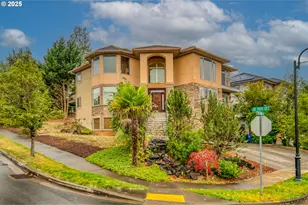 12491 SE Capri Ct, Happy Valley, OR 97086 - Photo 2