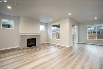 24066 SW Maple Ter SW, Sherwood, OR 97140 - Photo 6