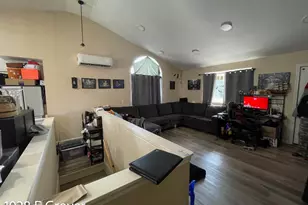 1028 E Grover Ave, Cottage Grove, OR 97424 - Photo 12