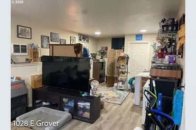1028 E Grover Ave, Cottage Grove, OR 97424 - Photo 20