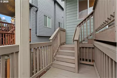 9622 SW Everett Ter, Tigard, OR 97223 - Photo 20