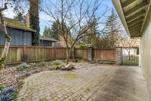 7150 SW Hyland Way Ct, Beaverton, OR 97008 - Photo 6