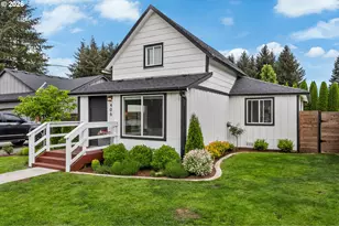 406 E Jones St, Yacolt, WA 98675 - Photo 2