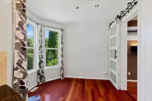 975 NE Ayrshire Dr, Hillsboro, OR 97124 - Photo 16