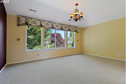 975 NE Ayrshire Dr, Hillsboro, OR 97124 - Photo 30