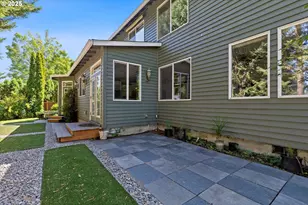 975 NE Ayrshire Dr, Hillsboro, OR 97124 - Photo 46