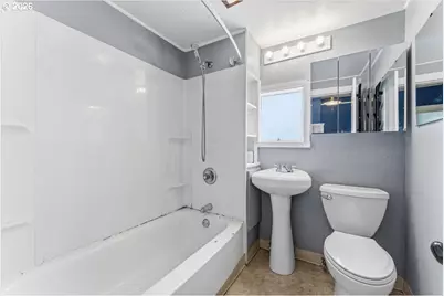 1039 SE 78th Ave, Portland, OR 97215 - Photo 14