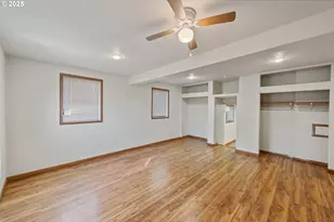 584 Exchange St, North Bend, OR 97459 - Photo 44