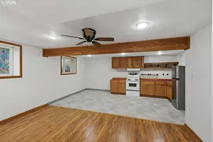 584 Exchange St, North Bend, OR 97459 - Photo 38