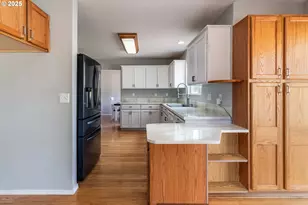 550 Skookum Ct, Columbia City, OR 97018 - Photo 8