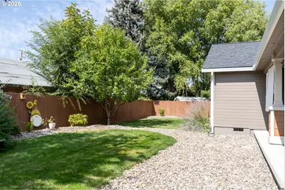2609 6th St, Baker City, OR 97814 - Photo 18