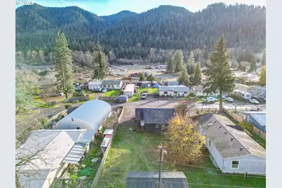 47875 Elgin Ave, Oakridge, OR 97463 - Photo 20