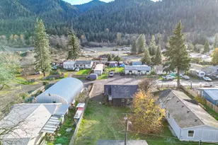 47875 Elgin Ave, Oakridge, OR 97463 - Photo 20