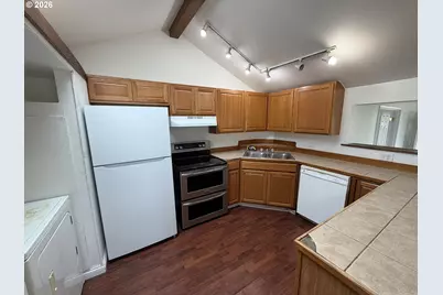 150 S 5th St, Lakeside, OR 97449 - Photo 18