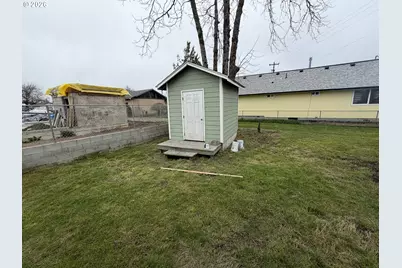 150 S 5th St, Lakeside, OR 97449 - Photo 10