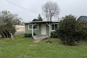 150 S 5th St, Lakeside, OR 97449 - Photo 12