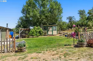 93354 Westpoint Rd, Harrisburg, OR 97446 - Photo 36