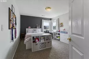 17121 SE Bearspaw St, Portland, OR 97236 - Photo 18