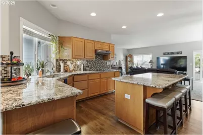 17121 SE Bearspaw St, Portland, OR 97236 - Photo 16