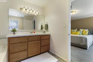 17121 SE Bearspaw St, Portland, OR 97236 - Photo 26