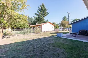 925 SE Viewmont Ave, Corvallis, OR 97333 - Photo 30