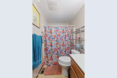 925 SE Viewmont Ave, Corvallis, OR 97333 - Photo 22