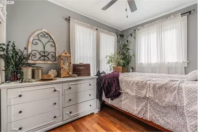 1914 N Pacific Ave, Kelso, WA 98626 - Photo 16