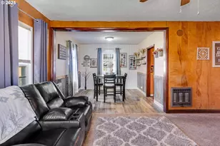 627 15th Ave, Longview, WA 98632 - Photo 8