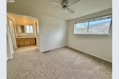 1705 Nevada St, The Dalles, OR 97058 - Photo 18