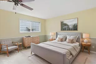 10834 SE Long St, Portland, OR 97266 - Photo 16