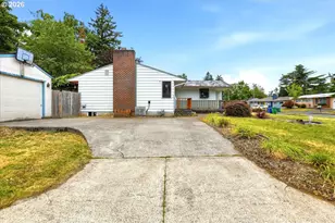 10834 SE Long St, Portland, OR 97266 - Photo 28