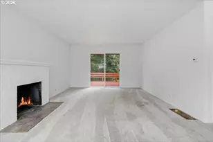 10834 SE Long St, Portland, OR 97266 - Photo 6